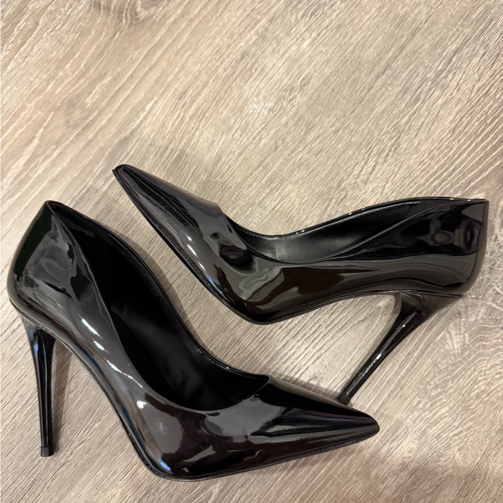 Aldo Glossy Black Heels (Stessy Pillow Walk)